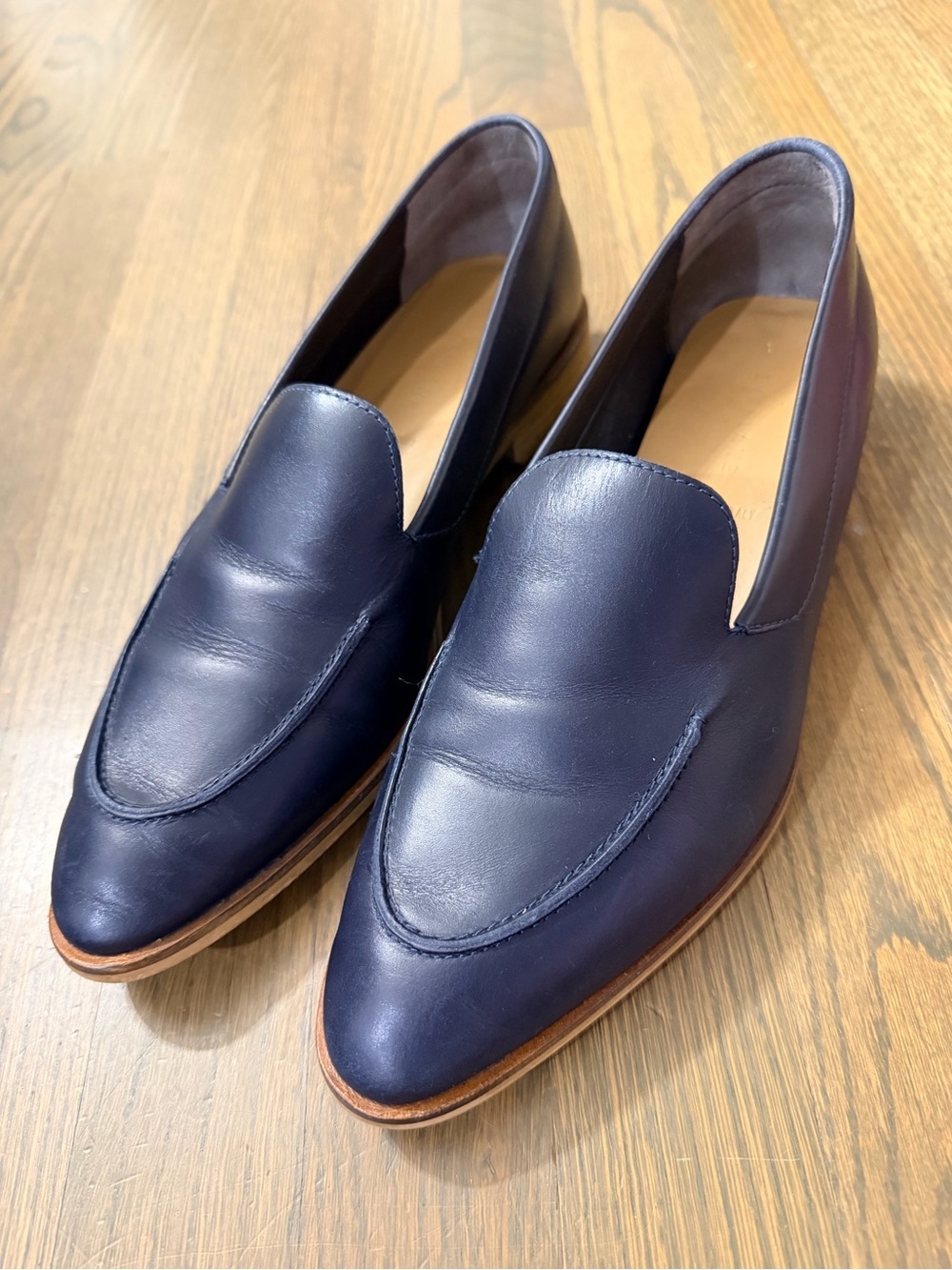 EVERLANE  The Modern Loafer in Navy Leather, stacked Heel, Pointed Toe, size 10